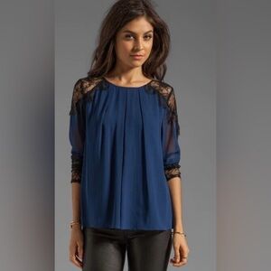 Alice + Olivia silk and lace blouse sz large